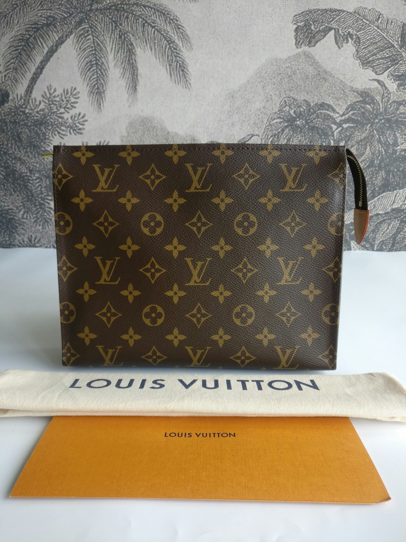 Louis Vuitton Toiletry Pouch 26