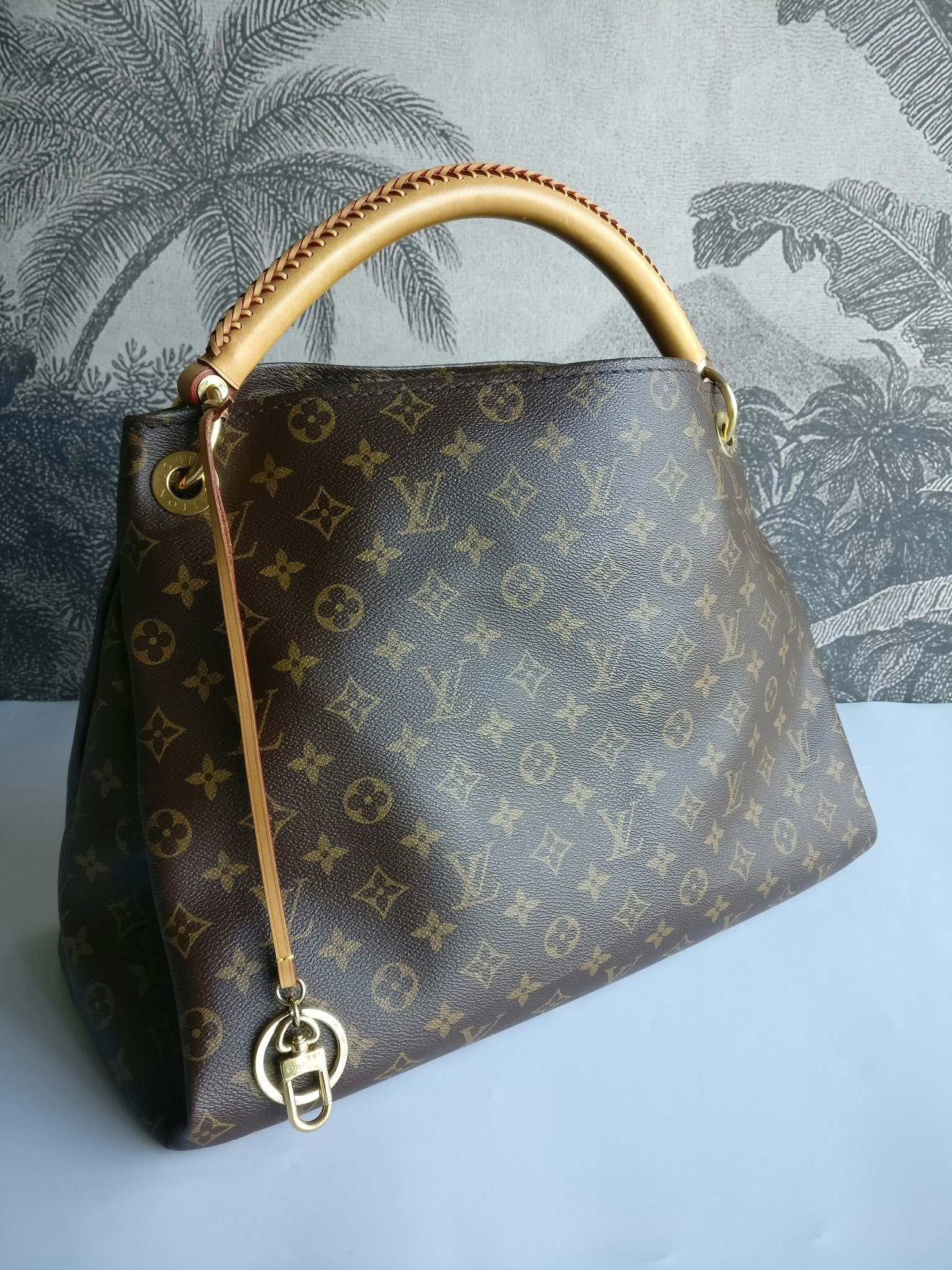 Louis Vuitton Artsy MM Monogram - DOL2225