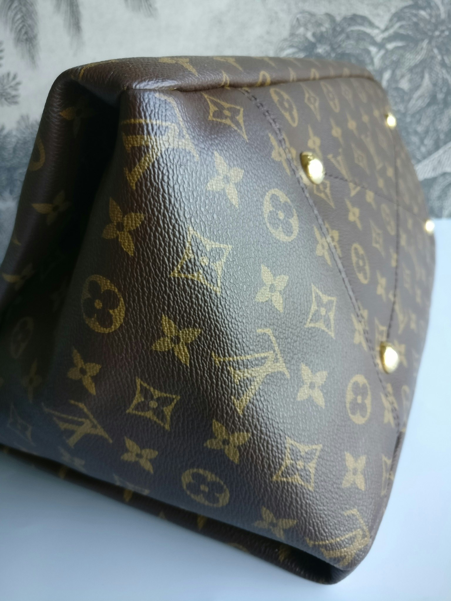 Louis Vuitton Artsy MM