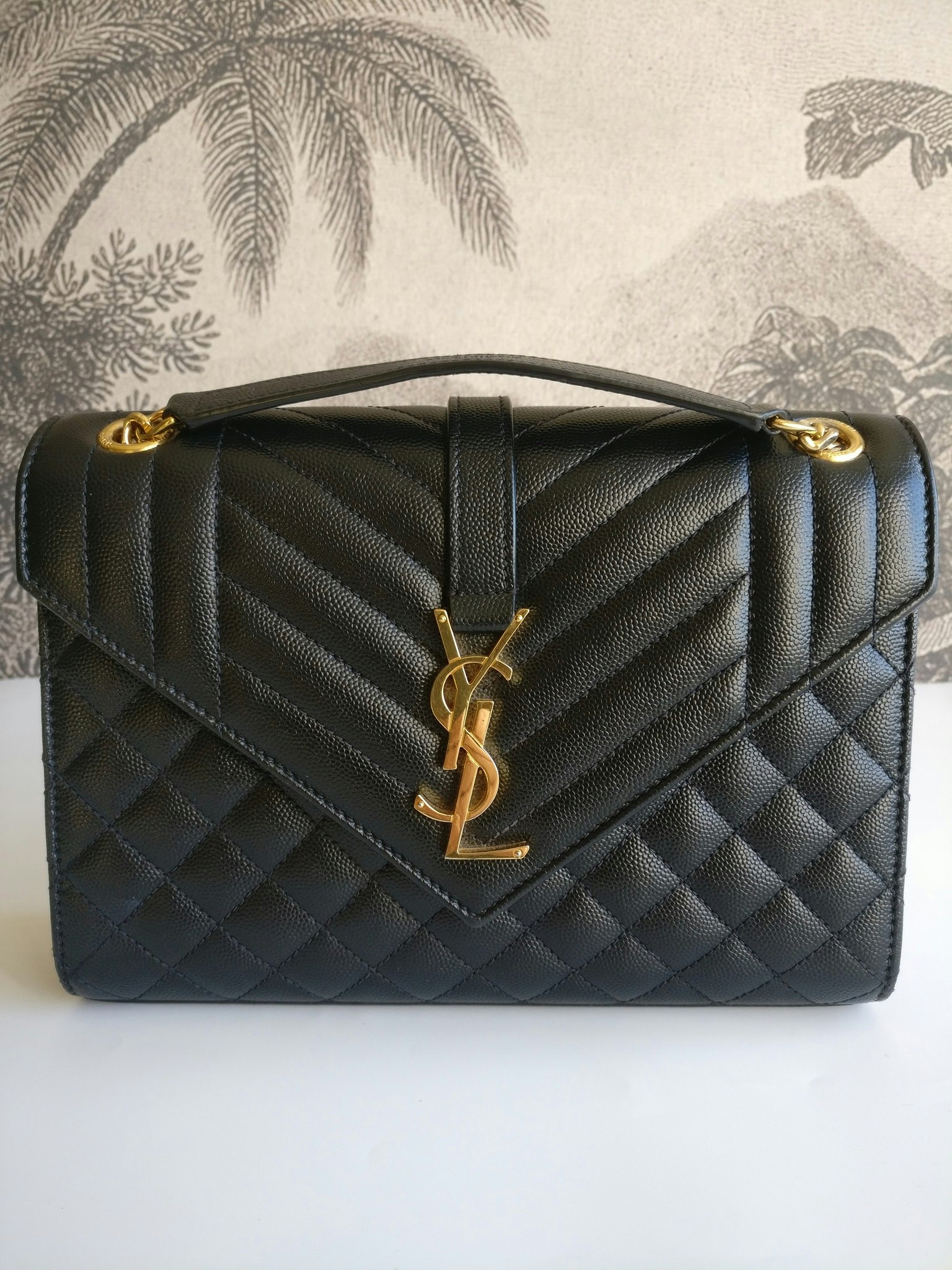 Saint Laurent Envelope Medium Grain de poudre