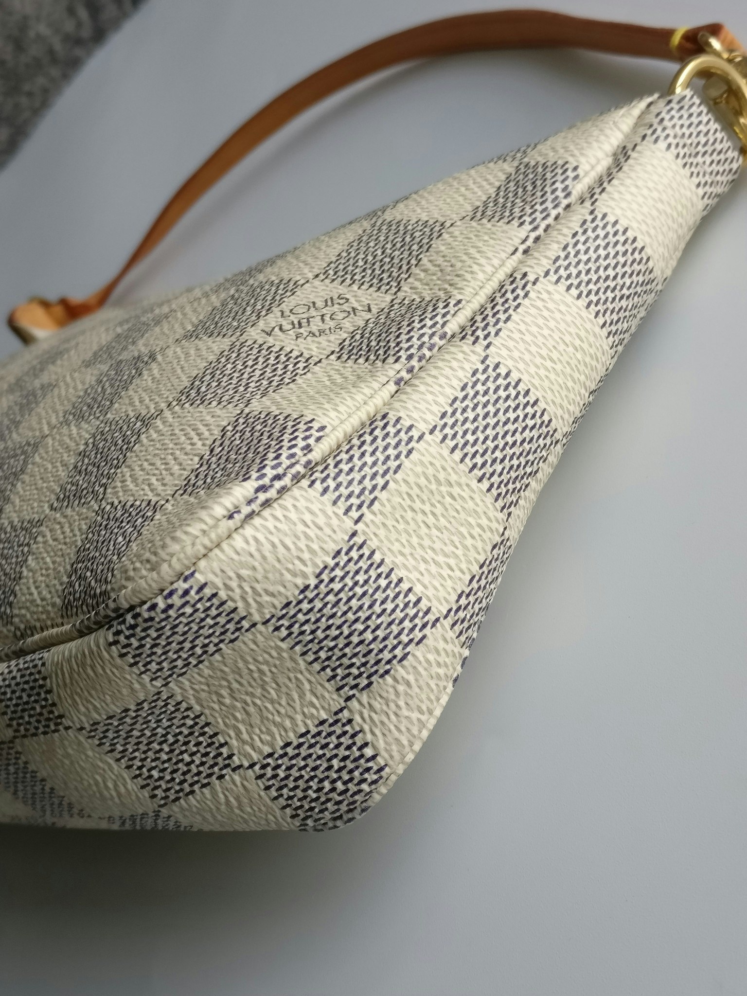 Louis Vuitton Pochette Accessoires damier azur