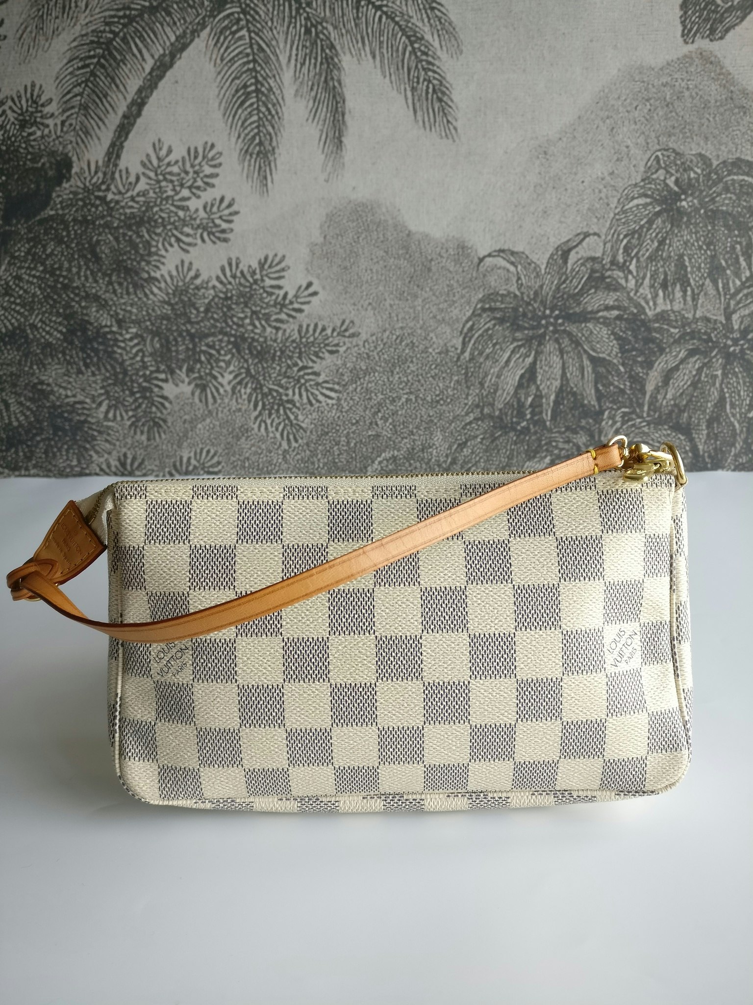 Louis Vuitton Pochette Accessoires damier azur