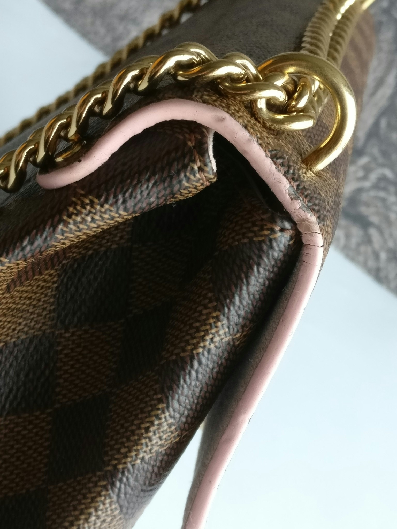 Louis Vuitton Caissa Clutch damier ebene