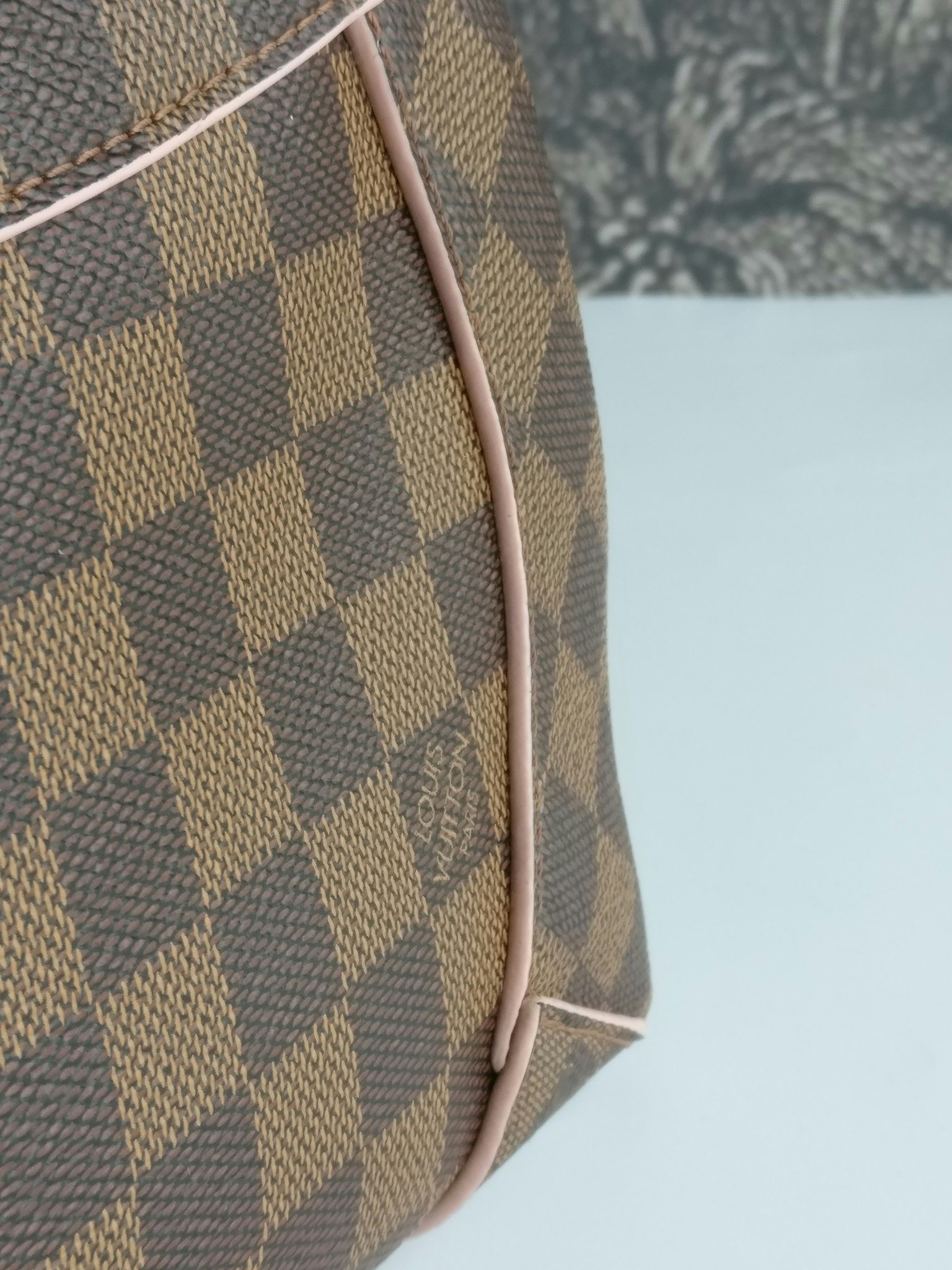 Louis Vuitton Caissa Clutch damier ebene