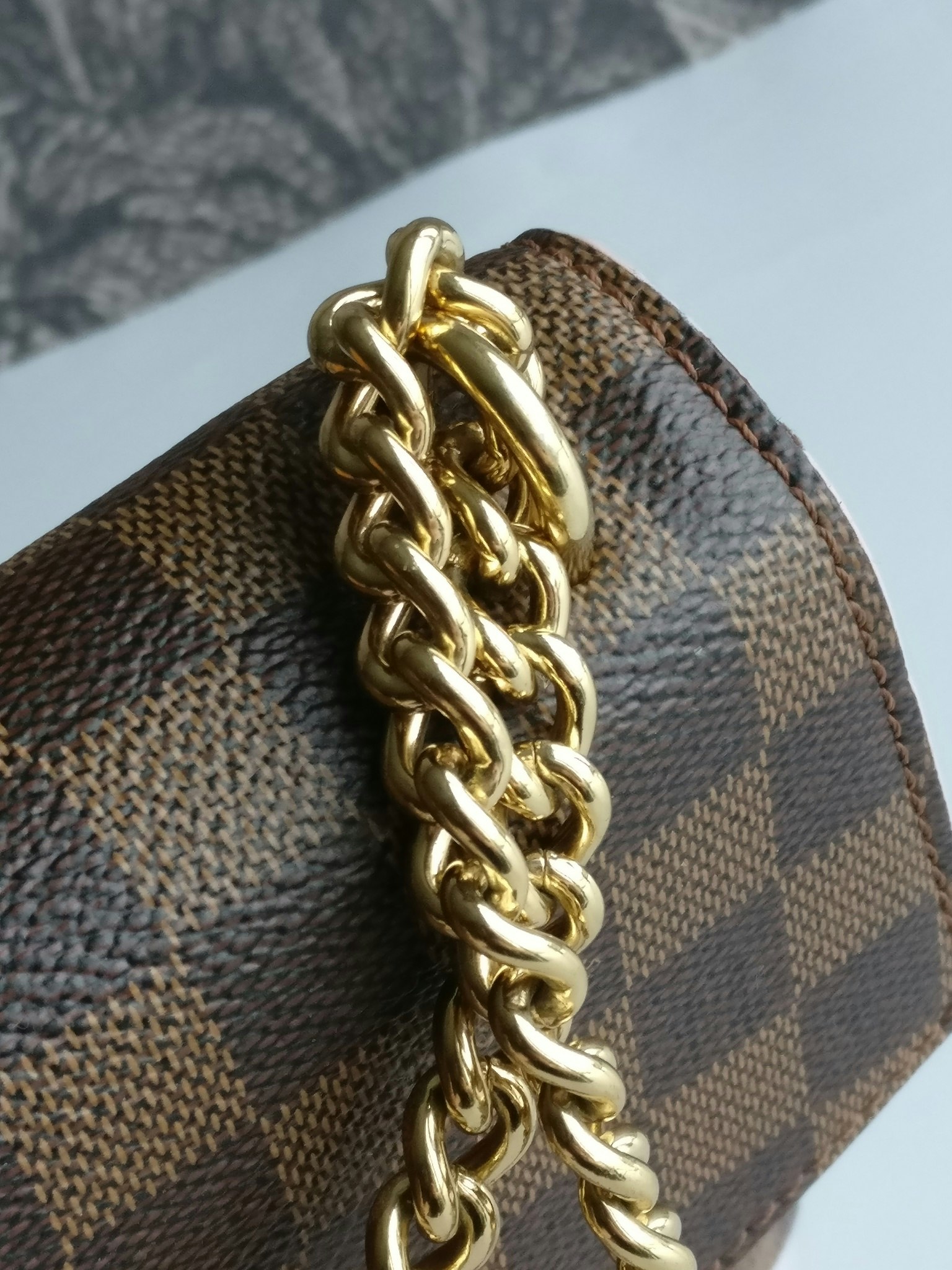 Louis Vuitton Caissa Clutch damier ebene