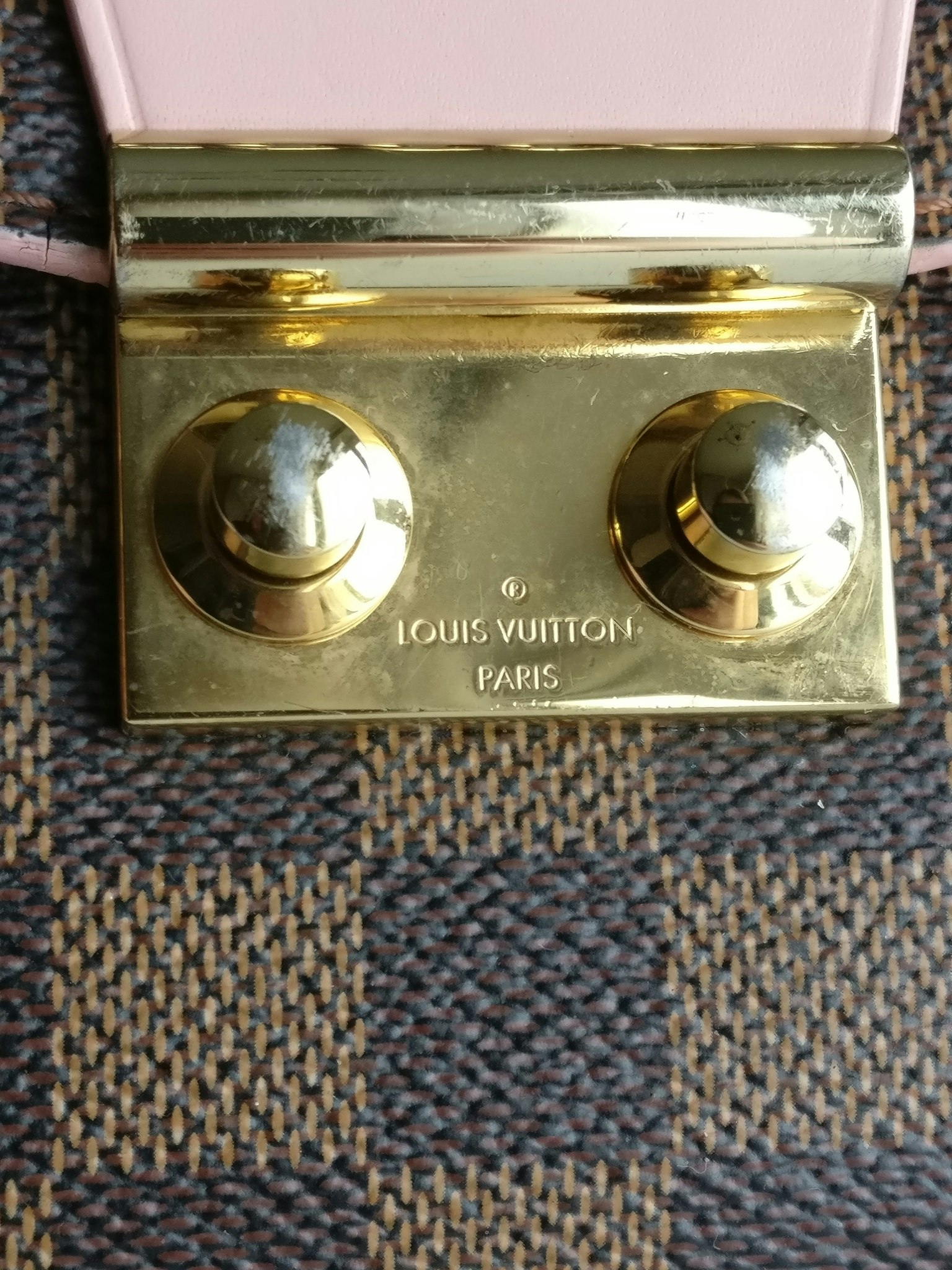 Louis Vuitton Caissa Clutch damier ebene