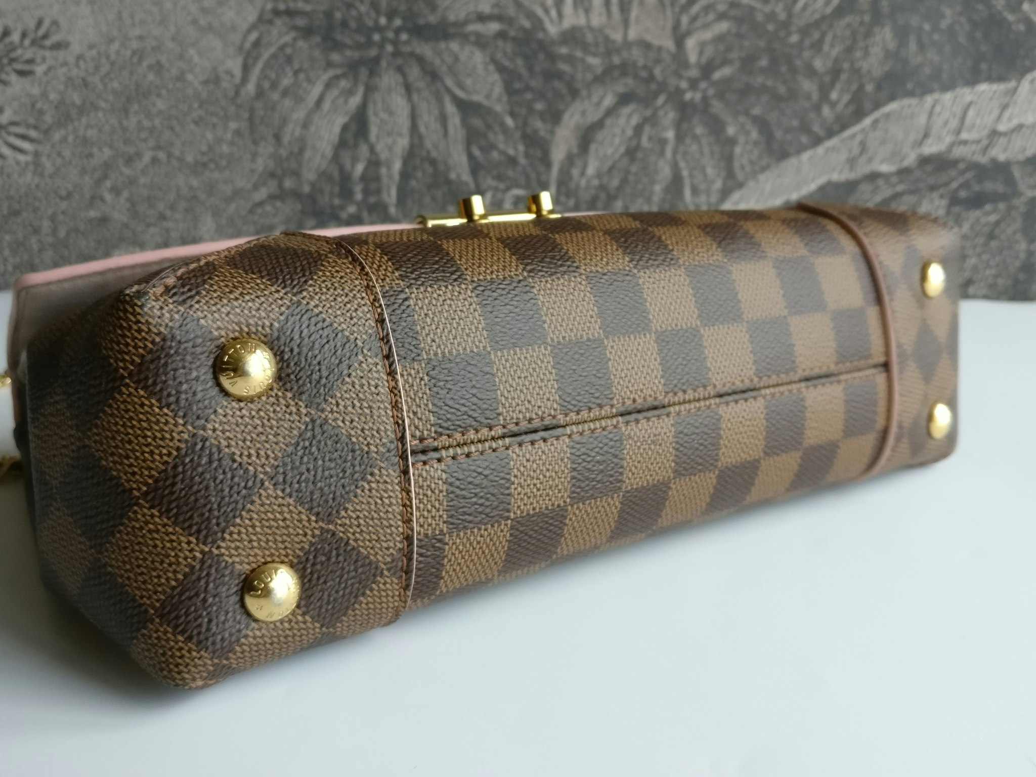 Louis Vuitton Caissa Clutch damier ebene