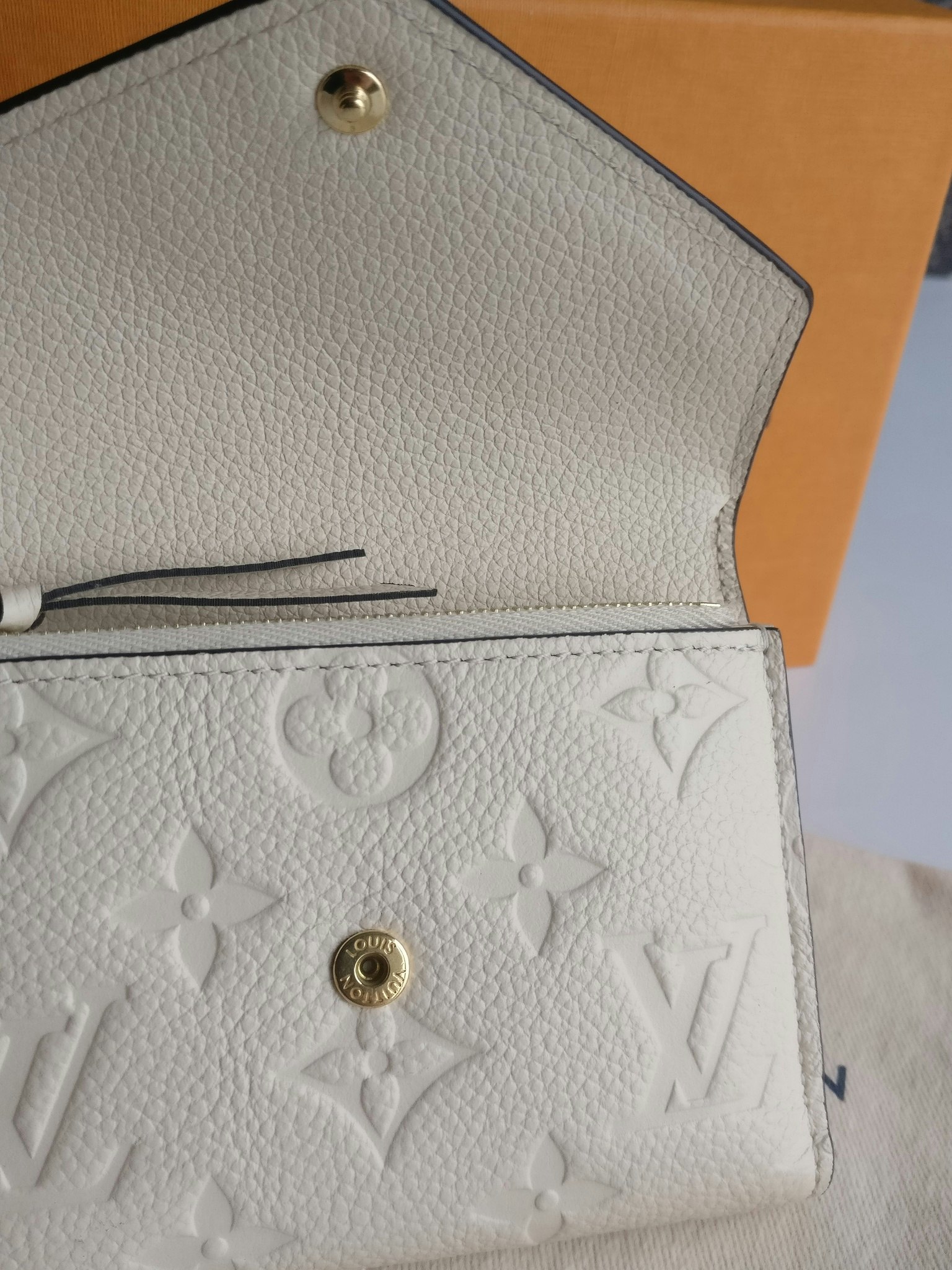 Louis Vuitton Victorine Wallet Empreinte Creme