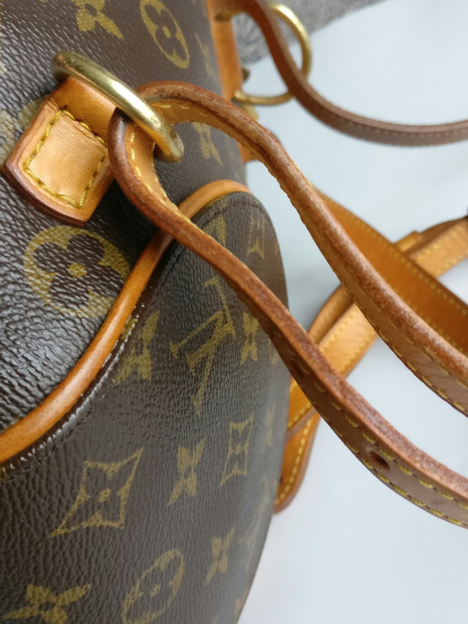 WHAT 2 WEAR of SWFL - Just in…. VTG Louis Vuitton Ellipse Backpack