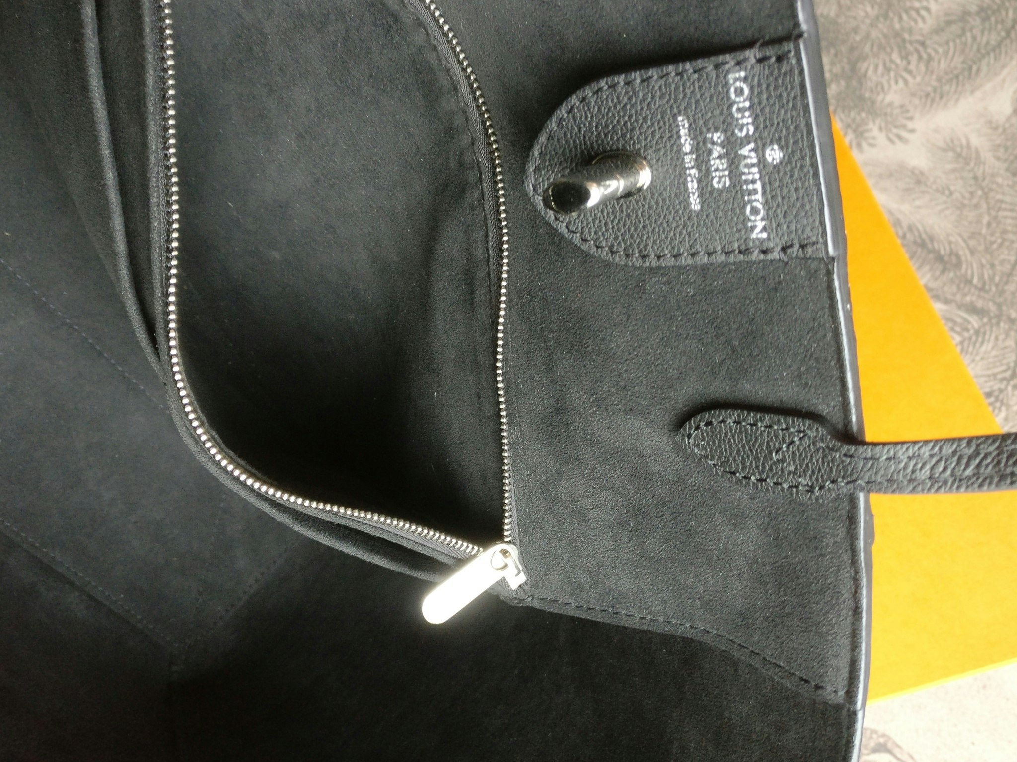 Louis Vuitton LockMe Cabas Tote Noir