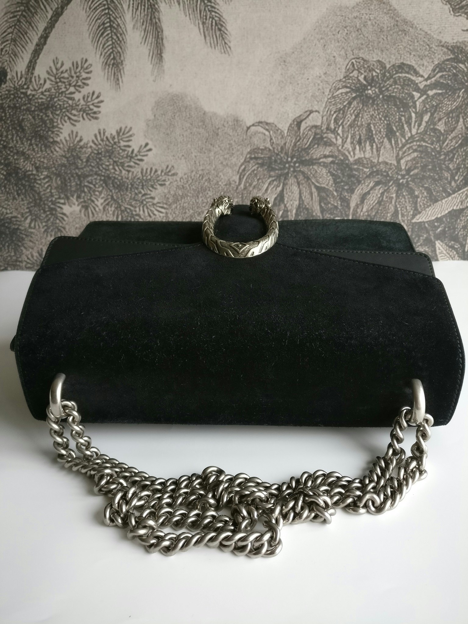 Gucci Dionysus Medium Shoulder Bag