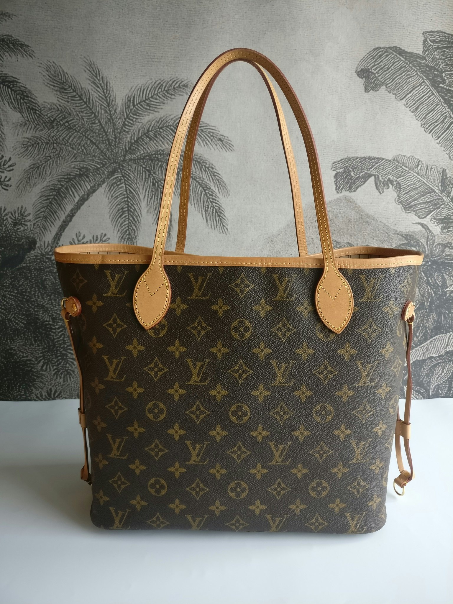 Louis Vuitton Neverfull MM