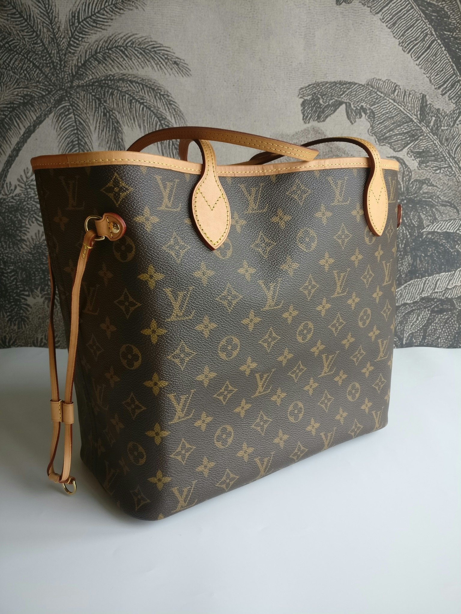 Louis Vuitton Neverfull MM