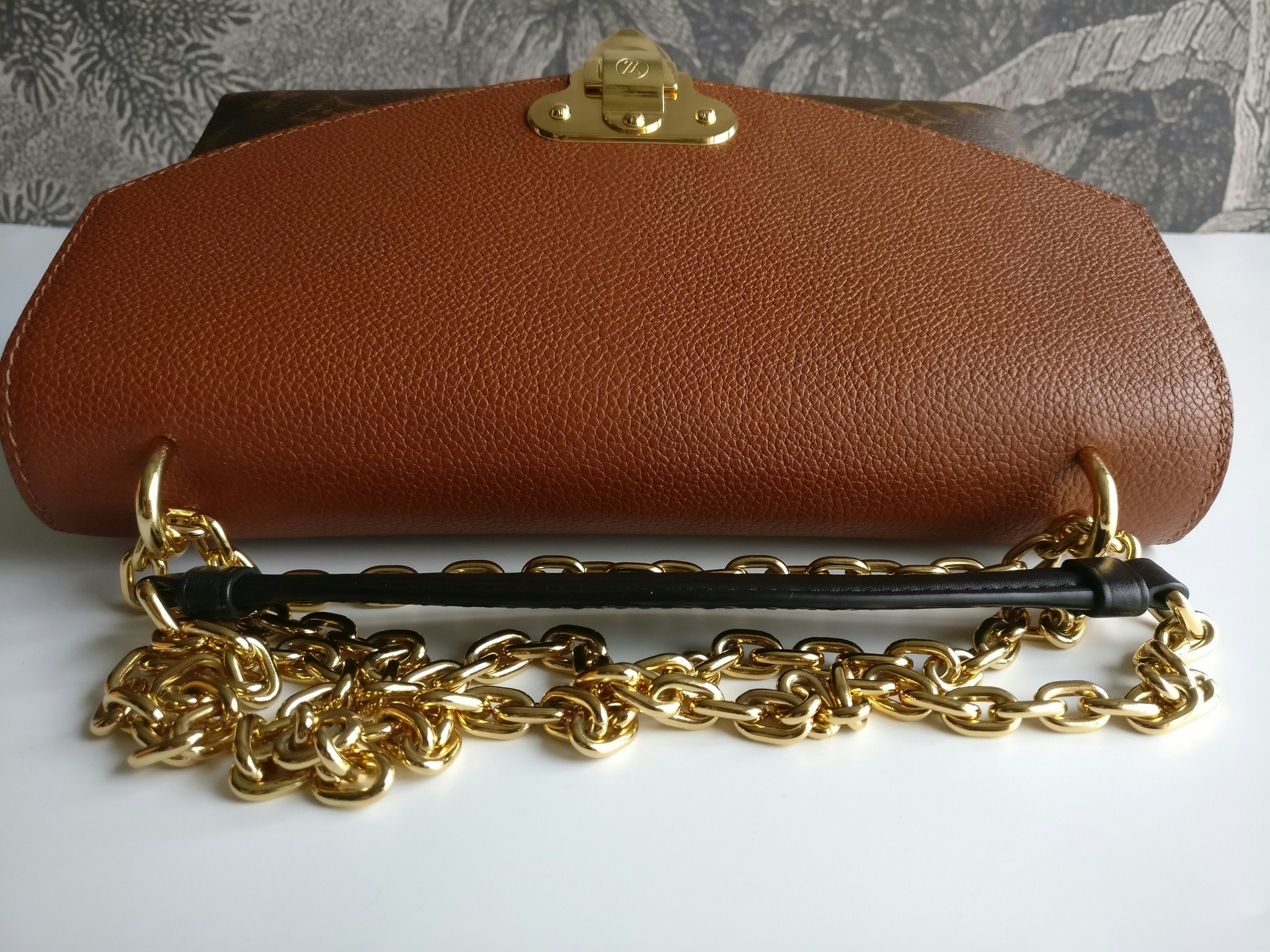 Louis Vuitton Saint Placide Caramel