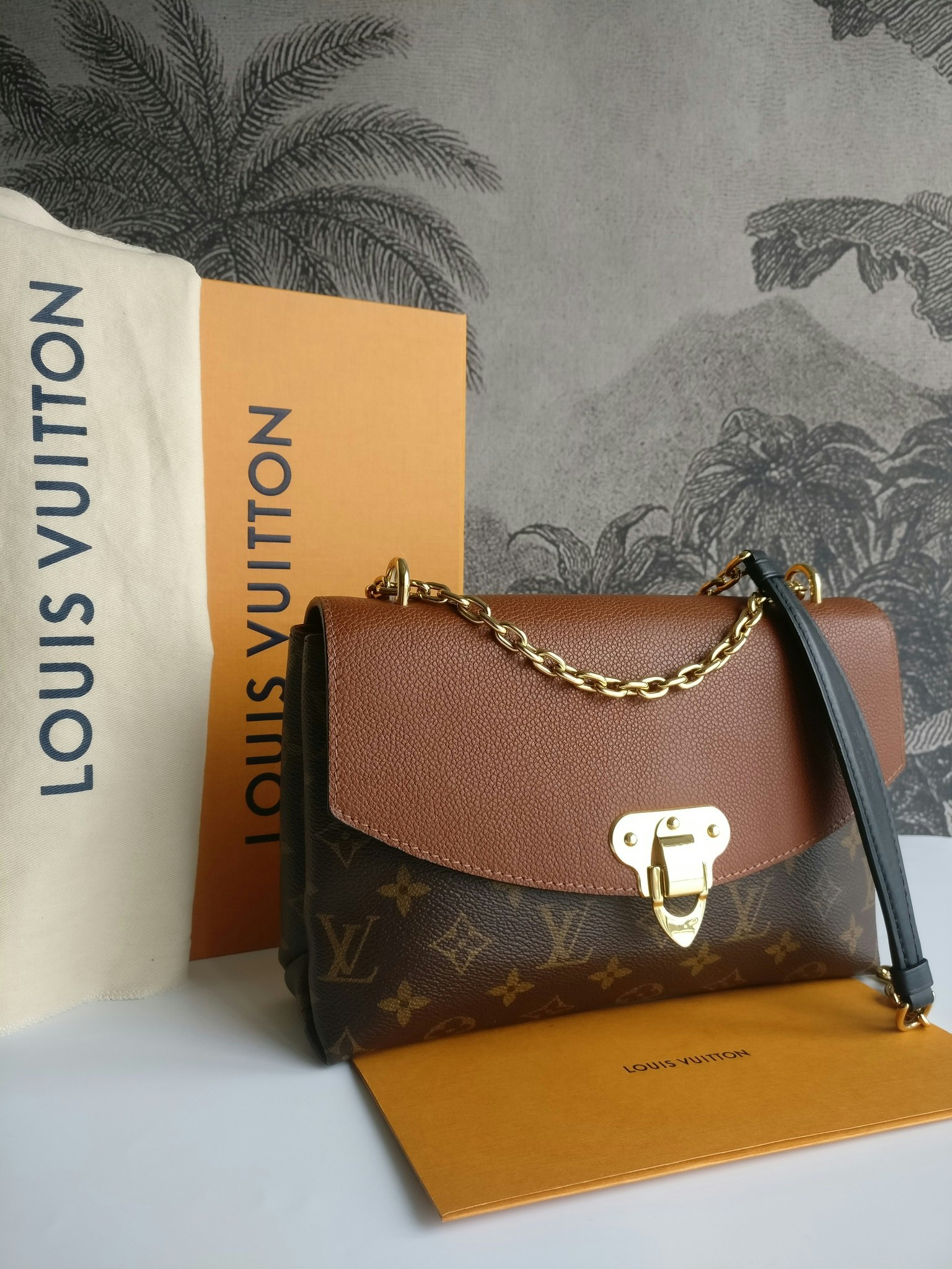 Louis Vuitton Saint Placide Caramel