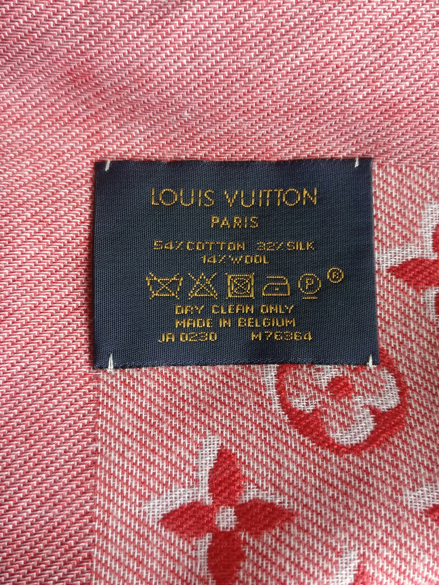 Louis Vuitton Umbra Monogram Shawl Rouge