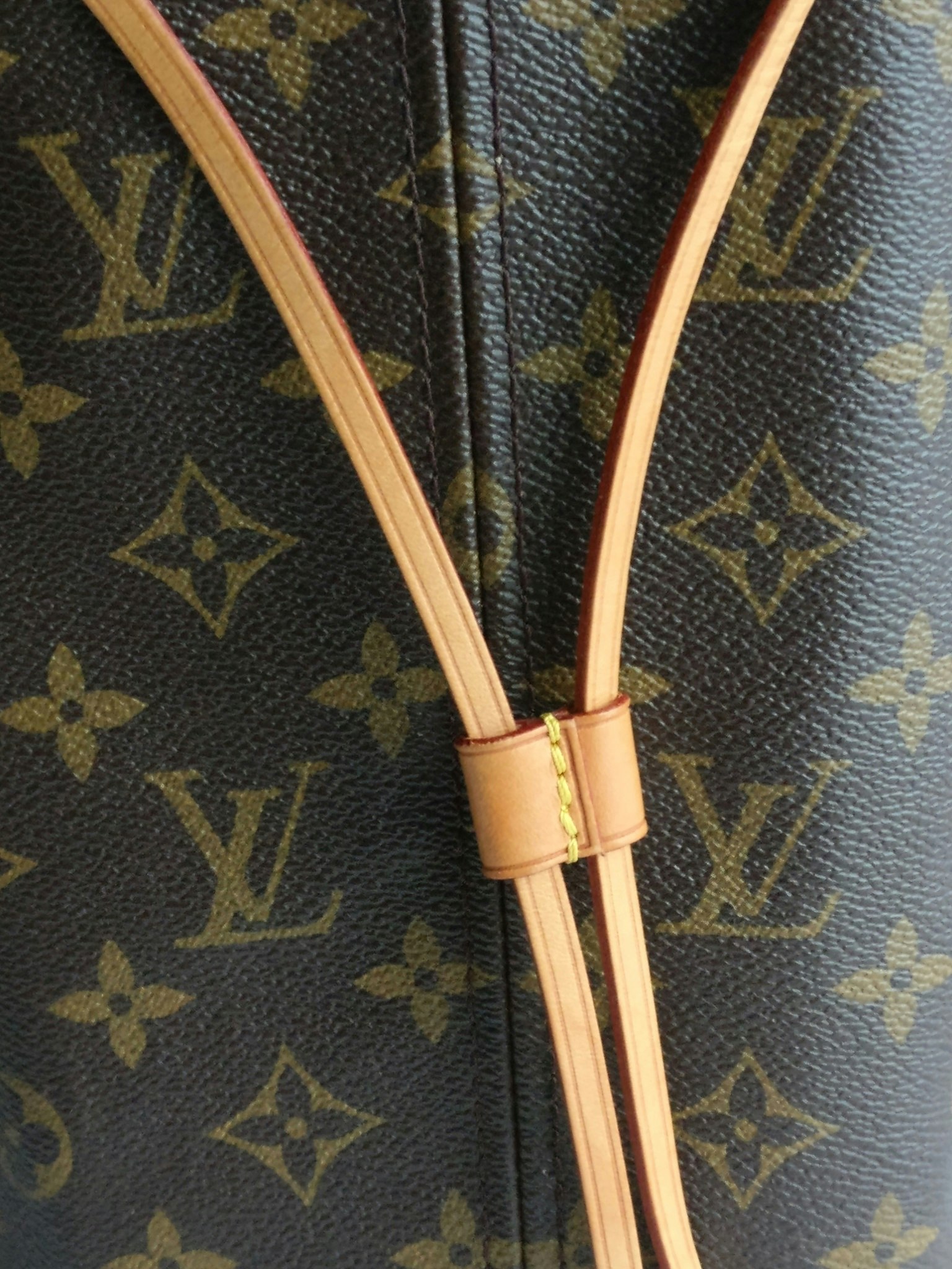 Louis Vuitton Neverfull MM