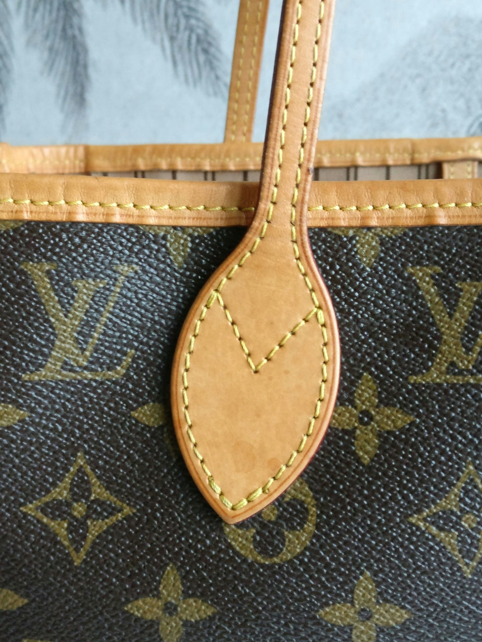 Louis Vuitton Neverfull MM