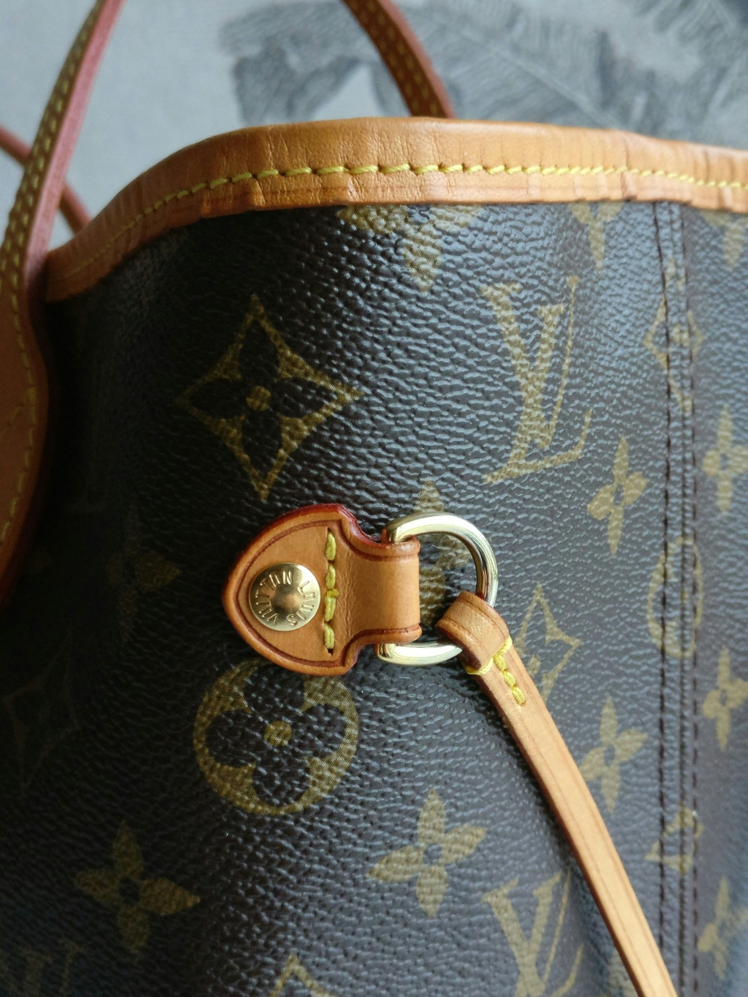 Louis Vuitton Neverfull MM