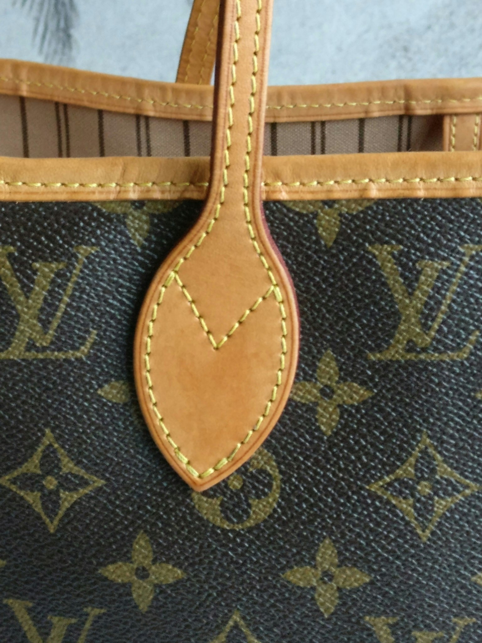 Louis Vuitton Neverfull MM