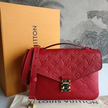 Louis Vuitton Pochette Metis Scarlet Red