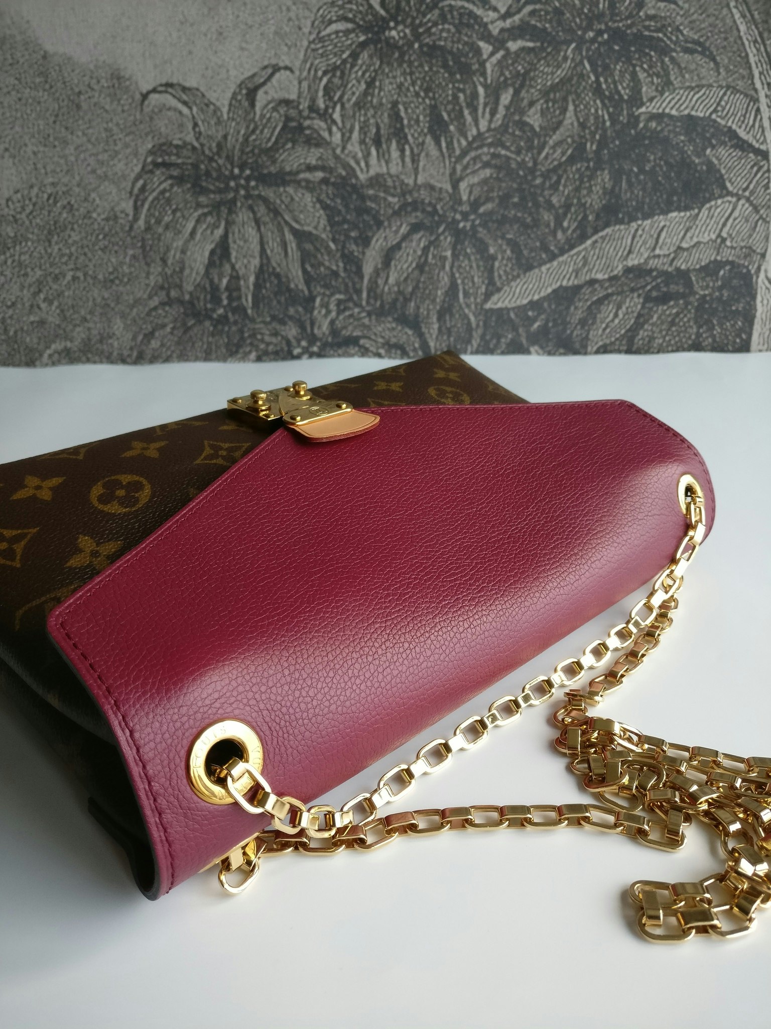 Louis Vuitton Pallas Chain Bag