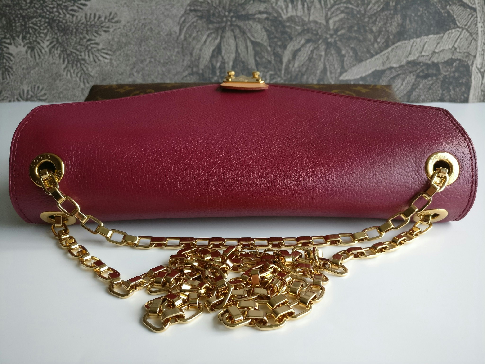 Louis Vuitton Pallas Chain Bag