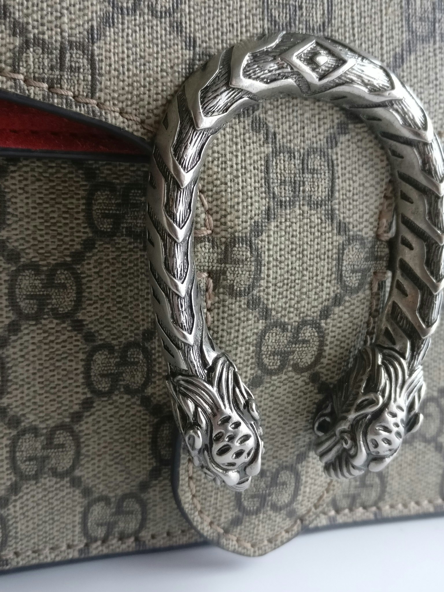 Gucci Dionysus Small Shoulder Bag