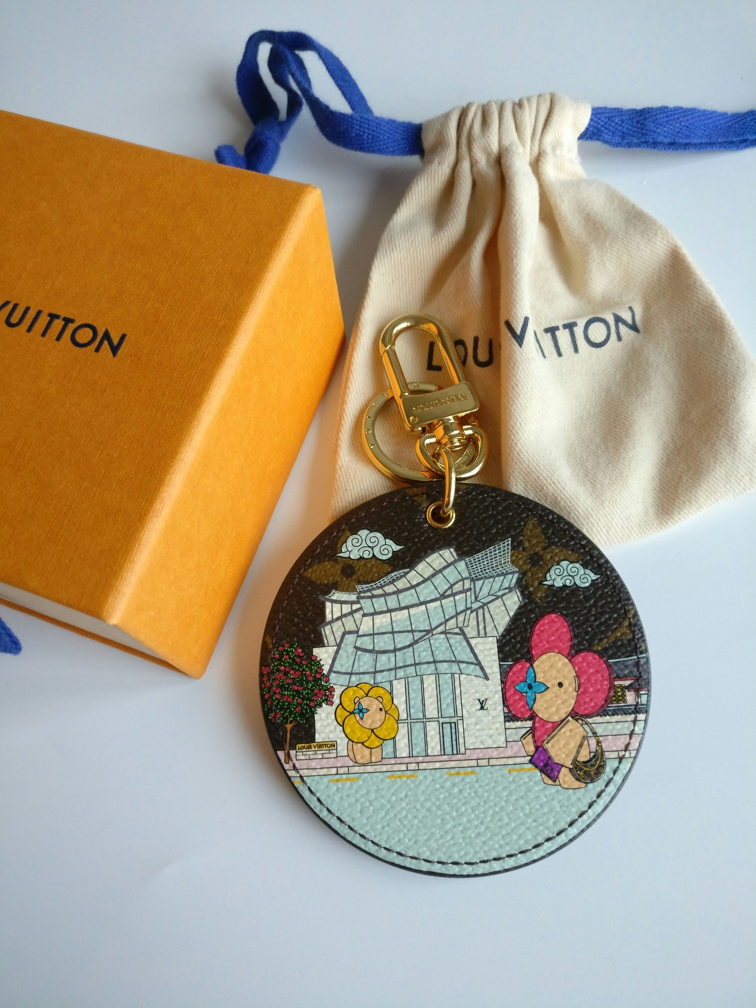 Louis Vuitton Illustre Xmas Seoul Bag Charm And Key Holder 2022