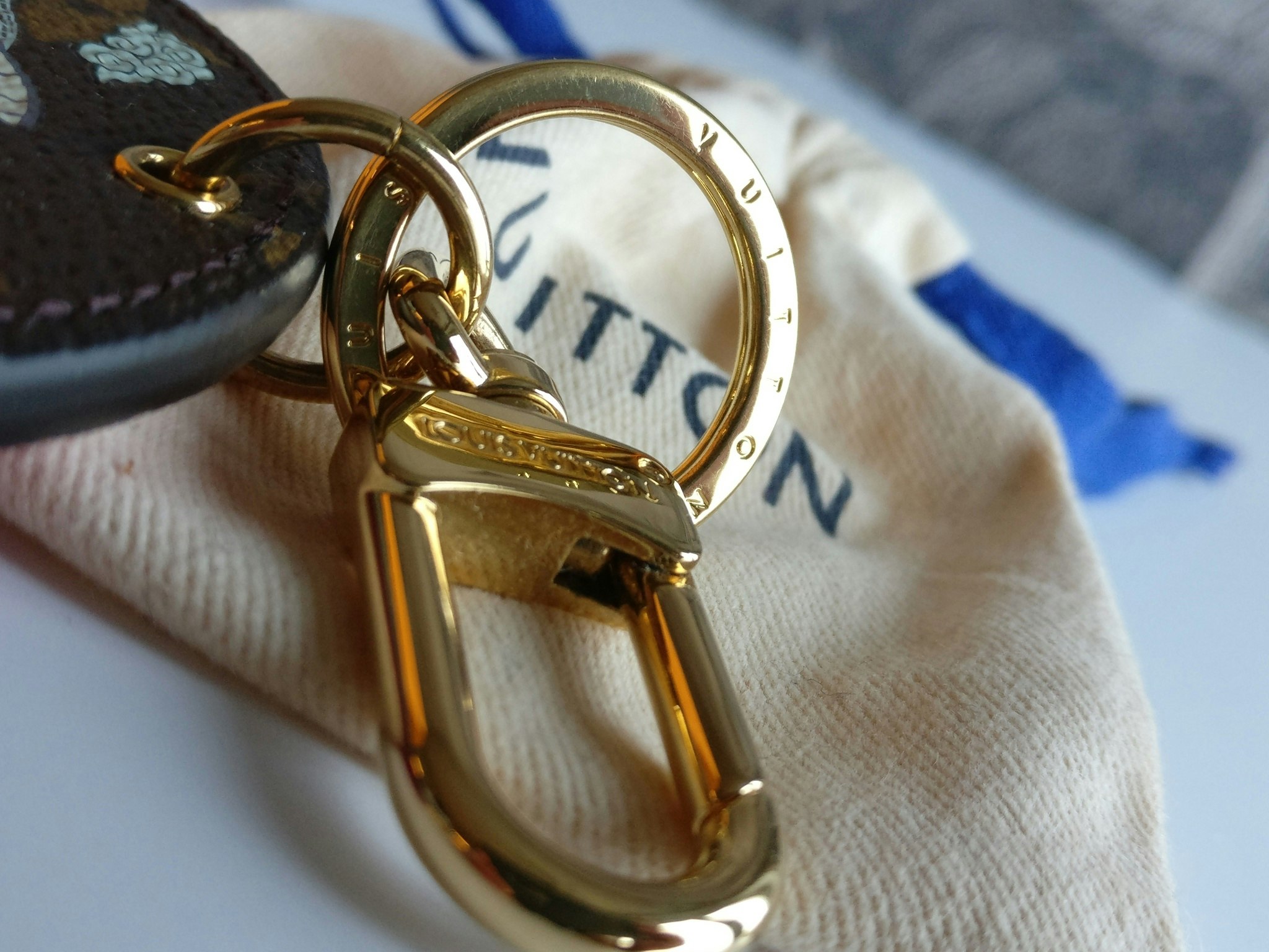 Louis Vuitton Illustre Seoul Bag Charm/Key Holder
