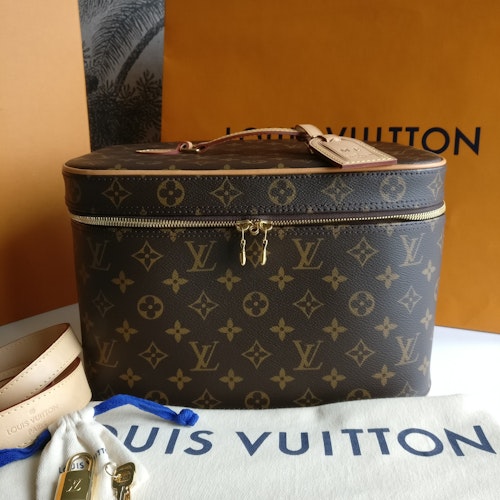 Louis Vuitton Nice Vanity