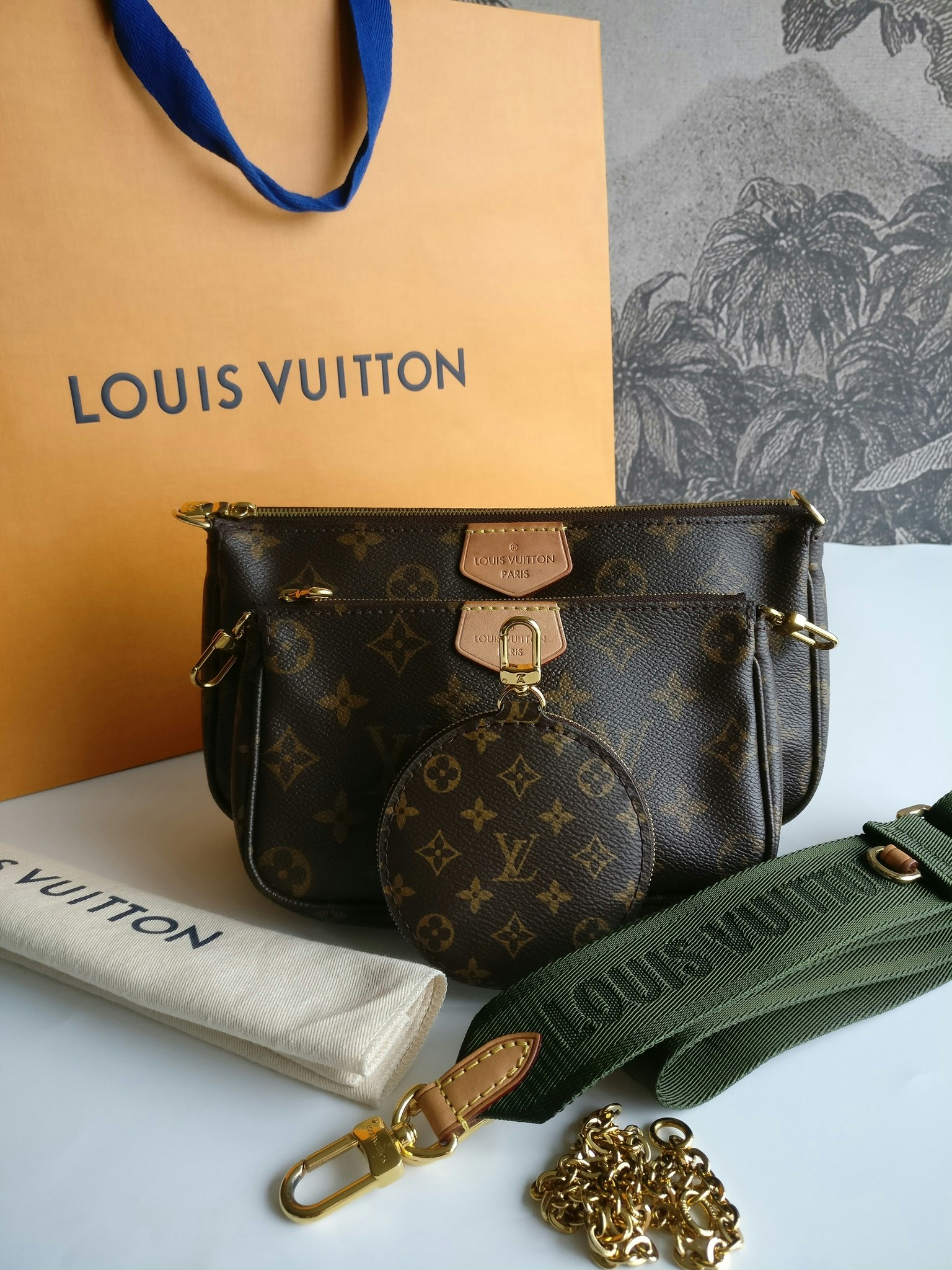 Louis Vuitton Multi Pochette Accessoires