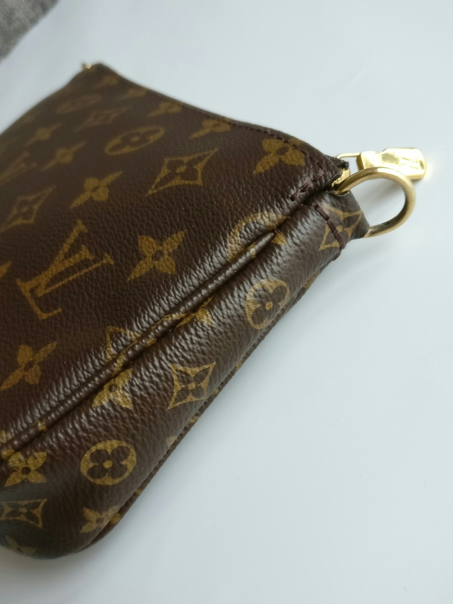 Louis Vuitton Multi Pochette Accessoires