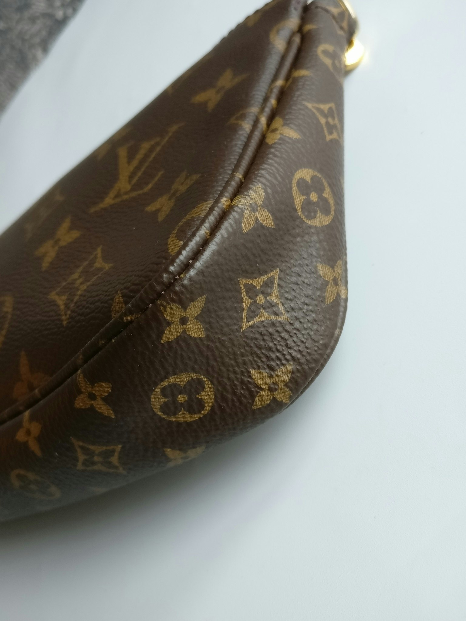 Louis Vuitton Multi Pochette Accessoires