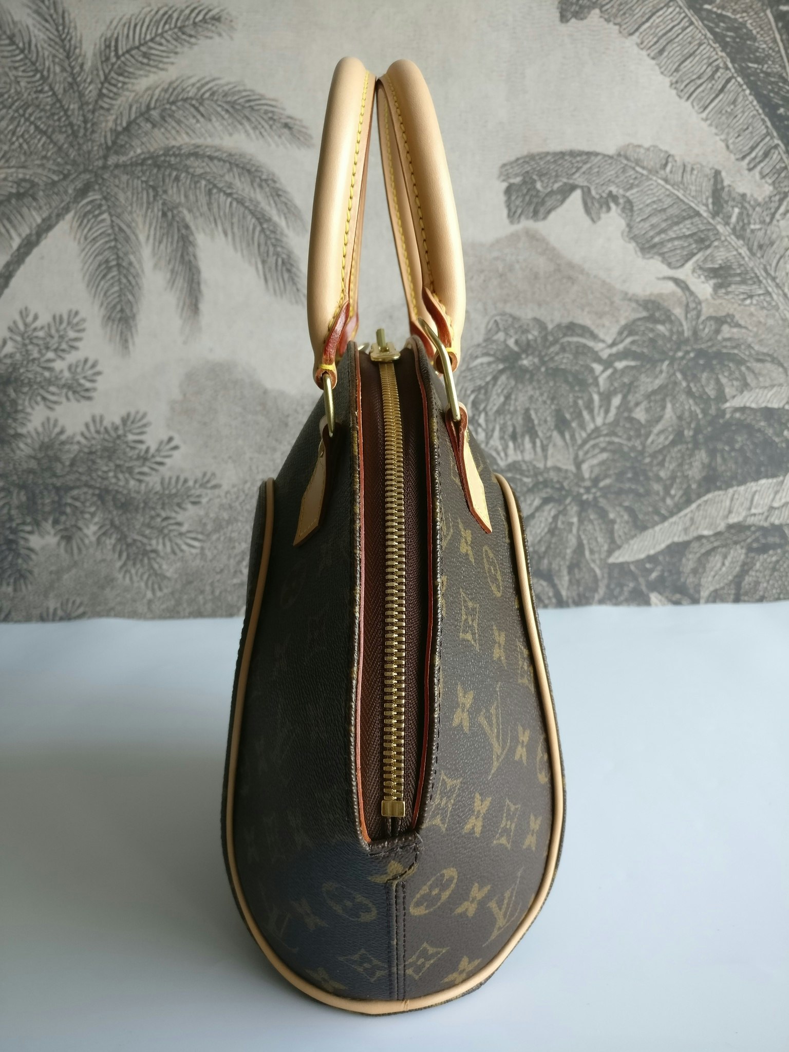 Louis Vuitton Ellipse PM