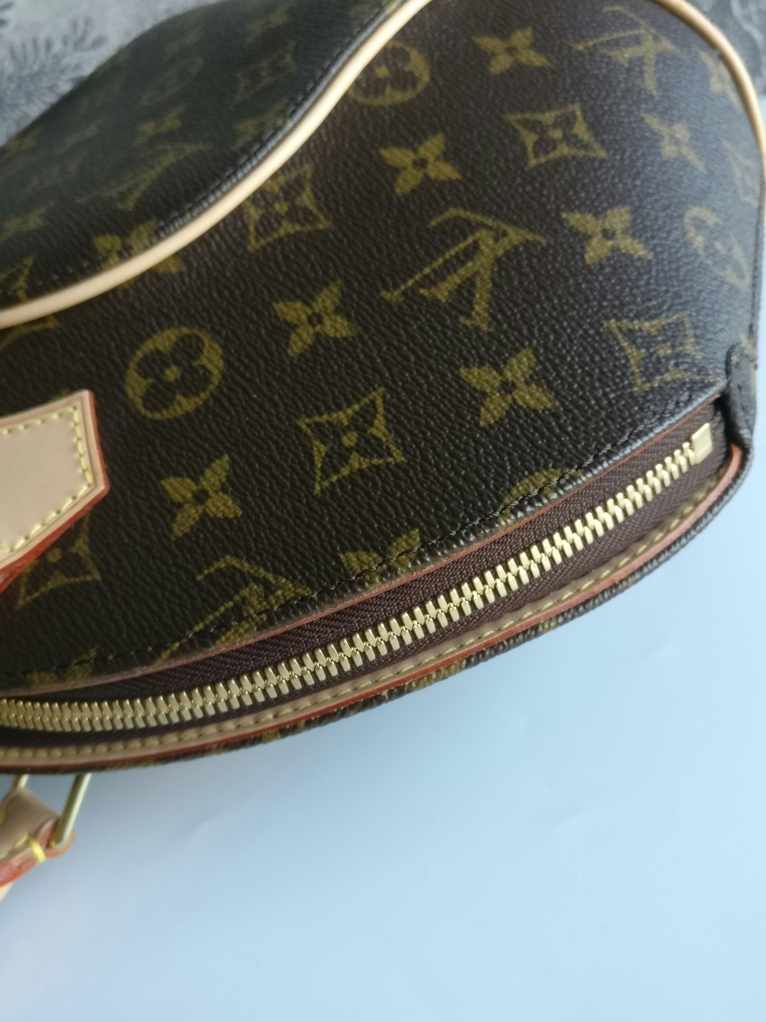 Louis Vuitton Ellipse PM