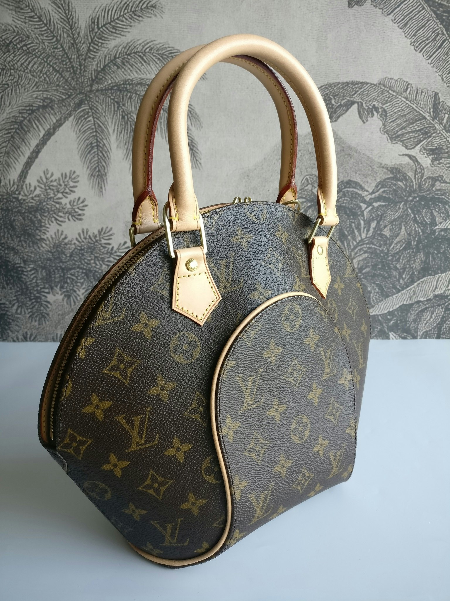 Louis Vuitton Ellipse PM