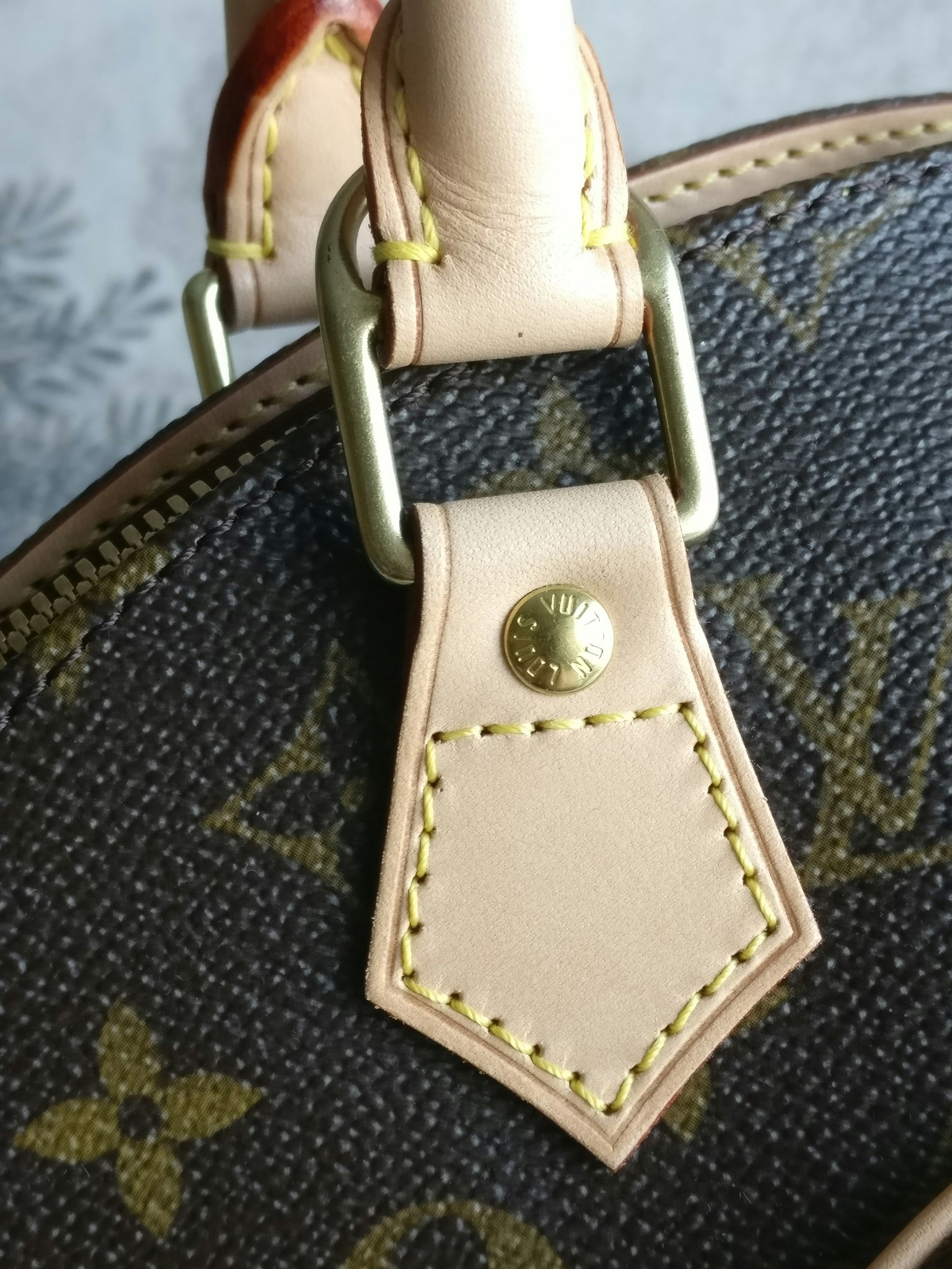 Louis Vuitton Ellipse PM