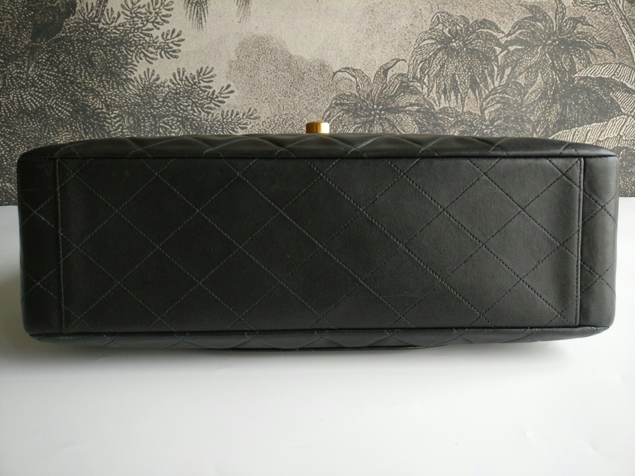 Chanel Jumbo Maxi Single Flap