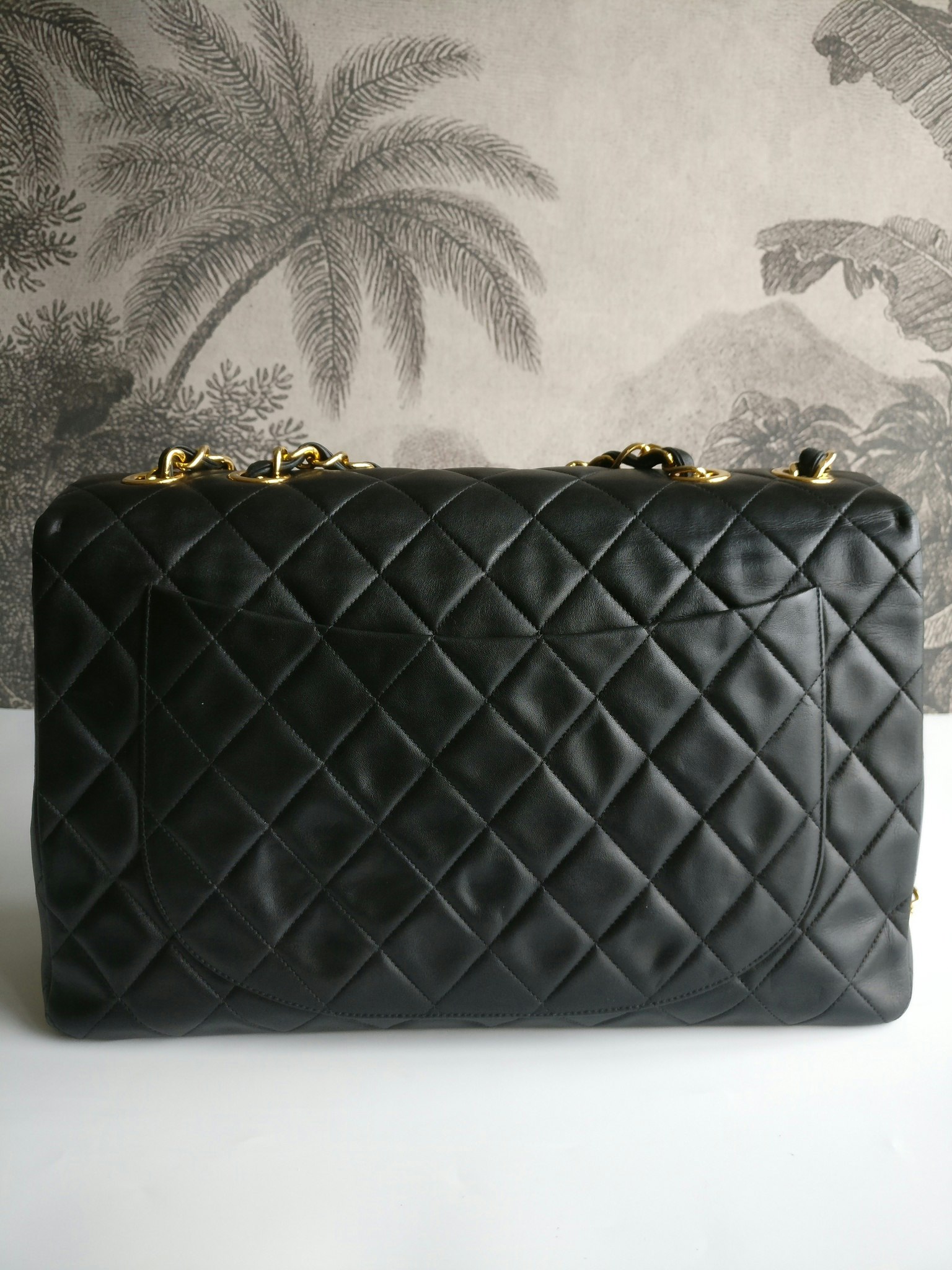 Chanel Jumbo Maxi Single Flap