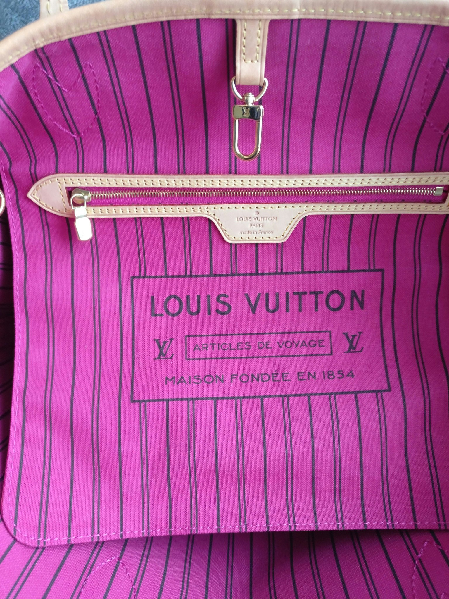 Louis Vuitton Neverfull MM