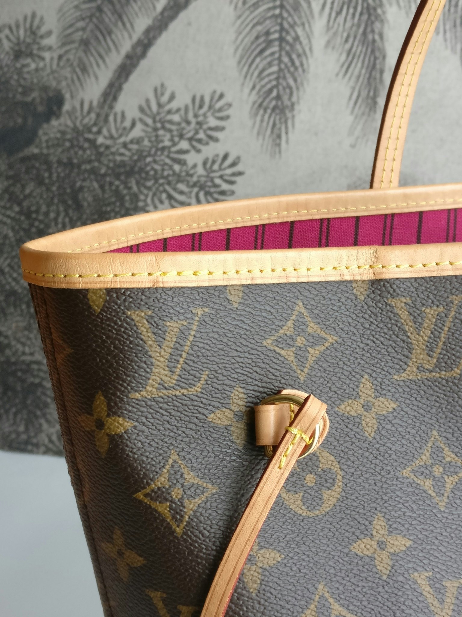 Louis Vuitton Neverfull MM