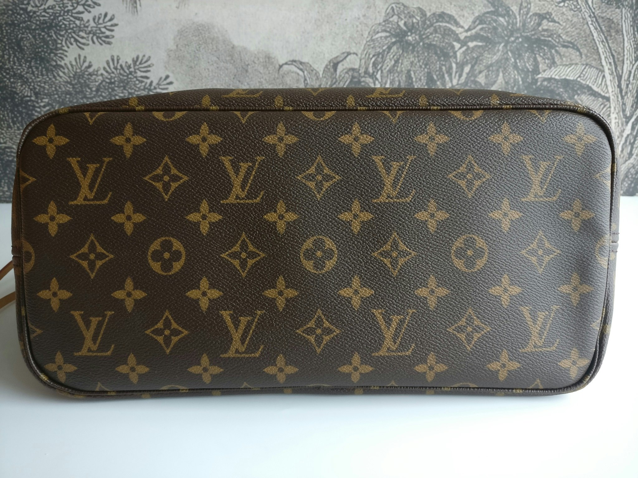 Louis Vuitton Neverfull MM