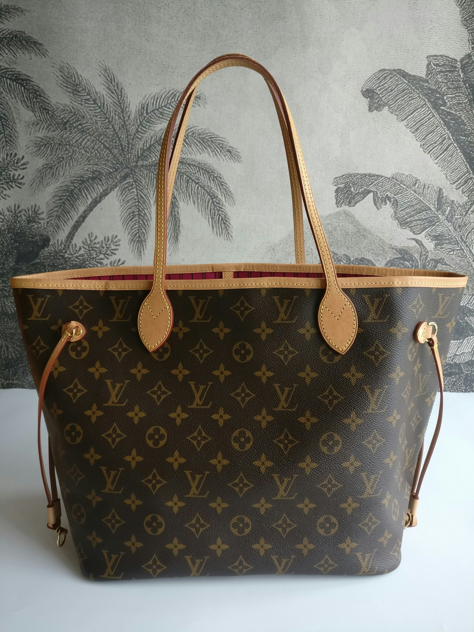 Louis Vuitton Neverfull MM