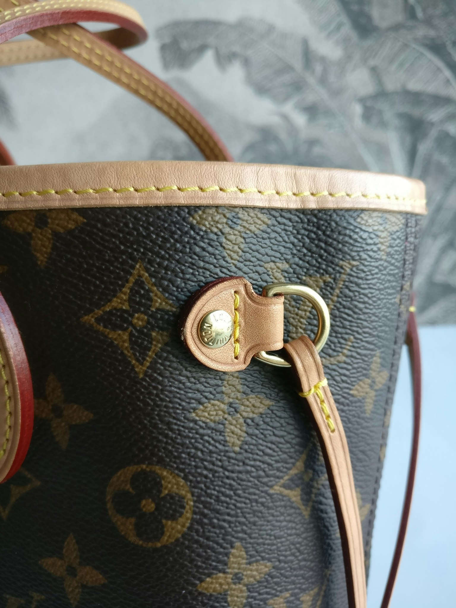 Louis Vuitton Neverfull PM