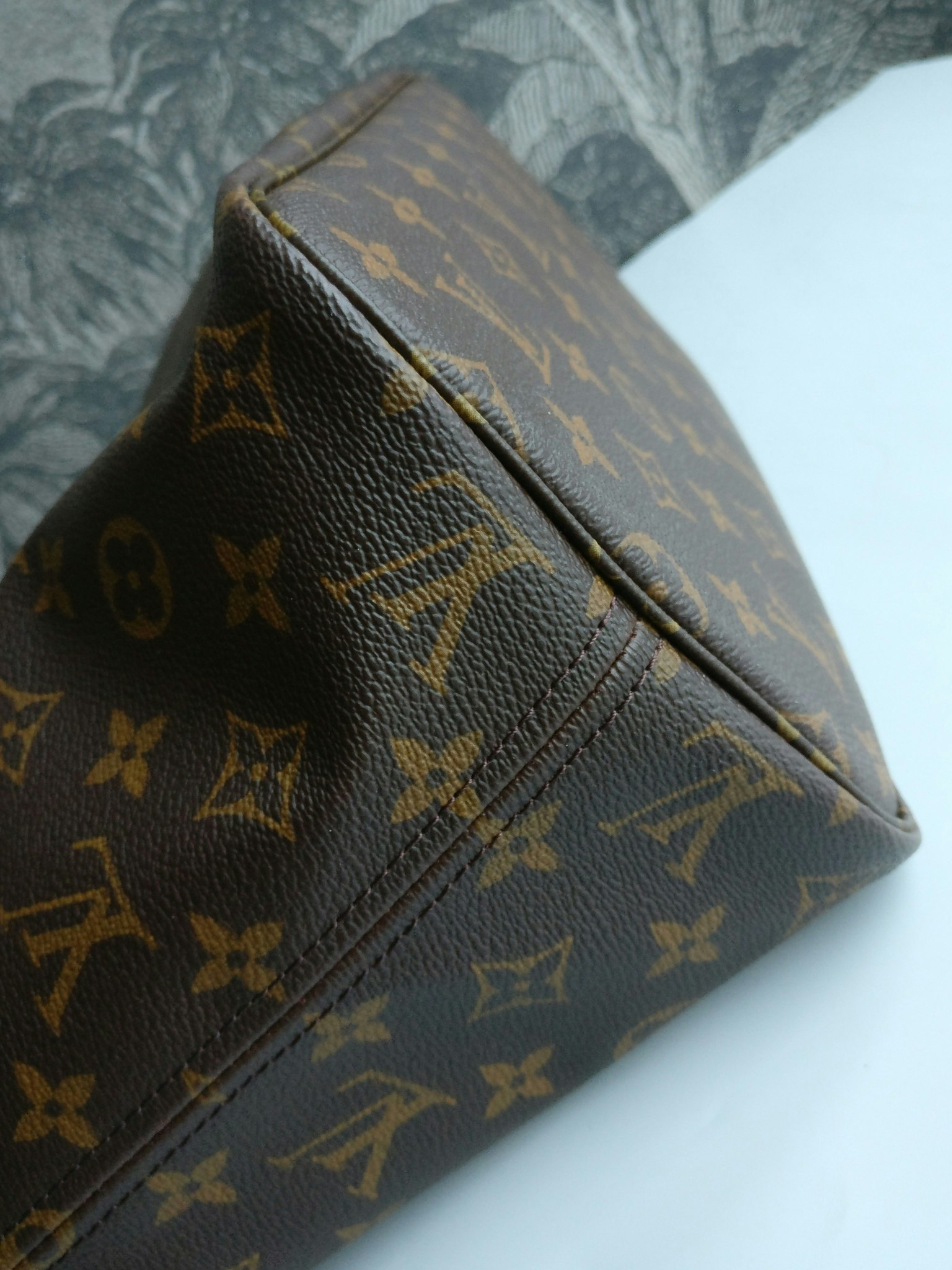 Louis Vuitton Neverfull MM