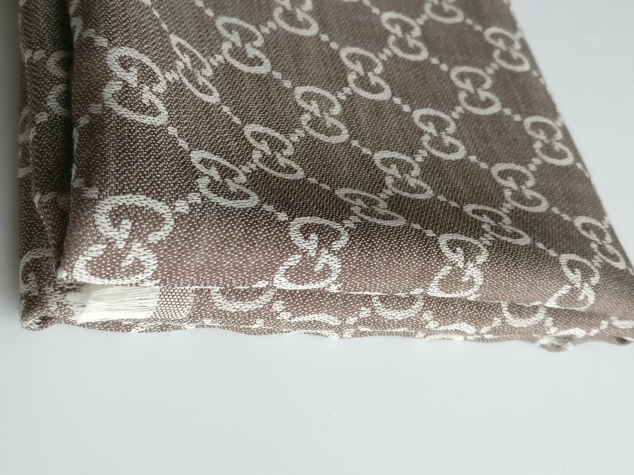 Gucci GG Wool / Silk shawl