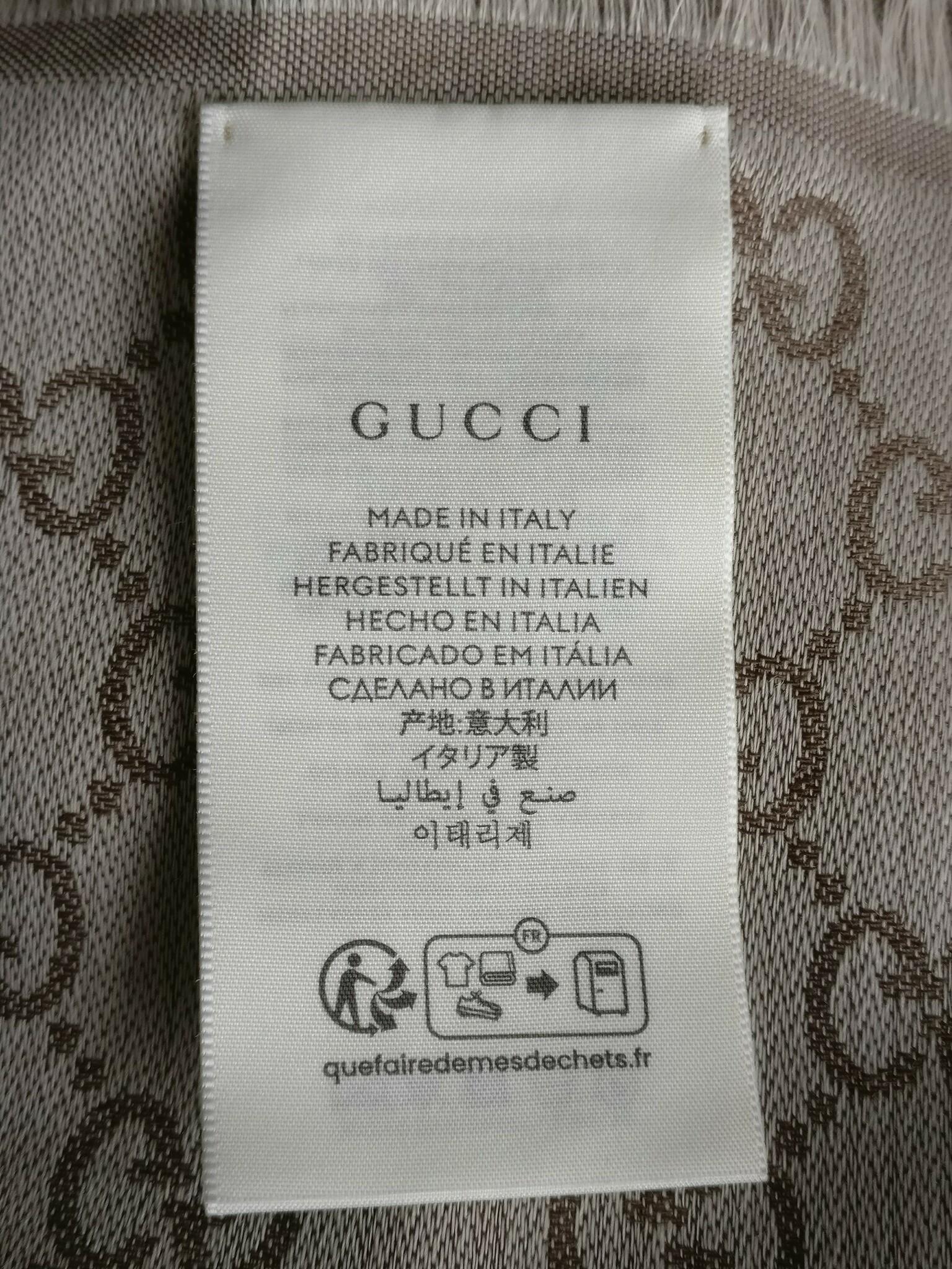 Gucci GG Wool / Silk shawl
