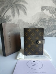 Louis Vuitton Small Ring Agenda Cover