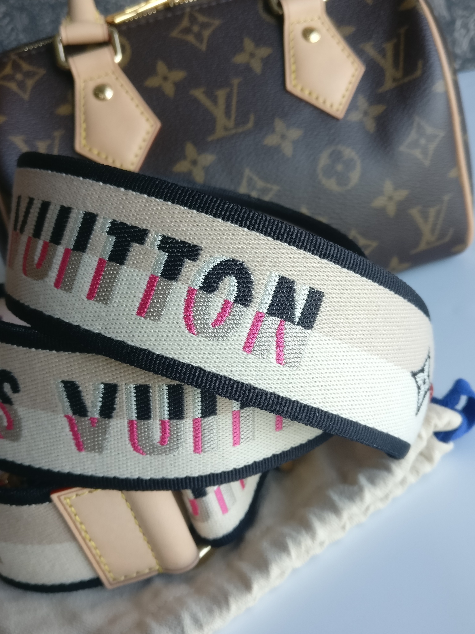 Louis Vuitton Speedy Bandouliere 20